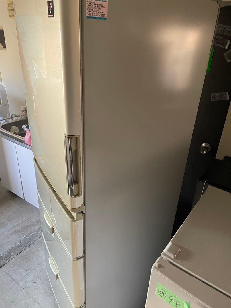 ✨東京・神奈川送料無料✨SHARP 冷蔵庫 SJ-PW42S-N