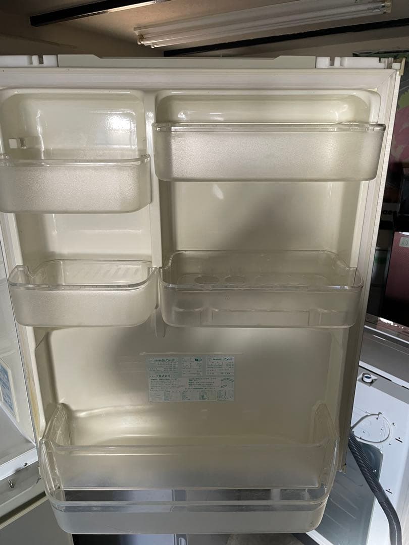 ✨東京・神奈川送料無料✨SHARP 冷蔵庫 SJ-PW42S-N