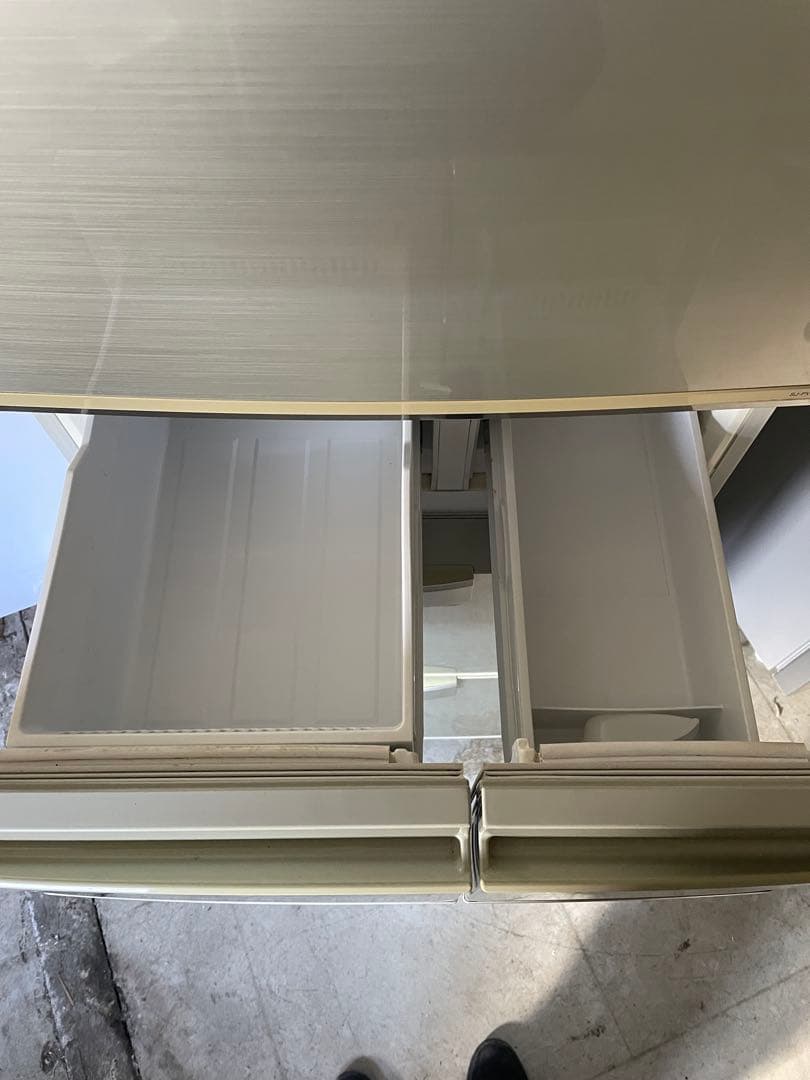 ✨東京・神奈川送料無料✨SHARP 冷蔵庫 SJ-PW42S-N