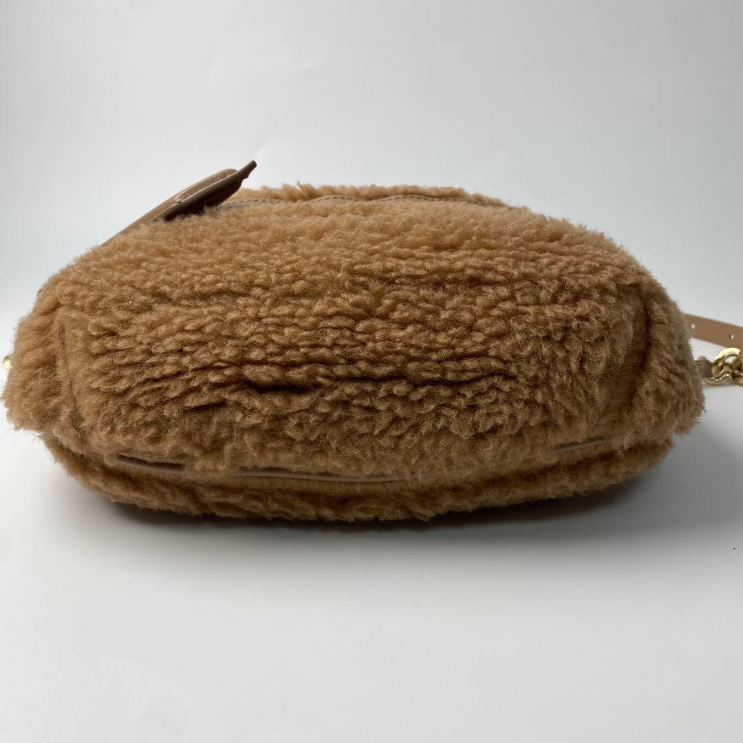 マックスマーラ MaxMara テディベア ボア ボディバッグ ウエストポーチ.