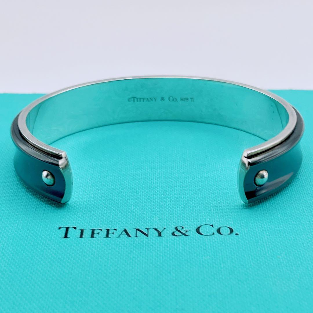 Tiffany & Co. バングル　ナロー　チタン　カフ　ブラック　TI