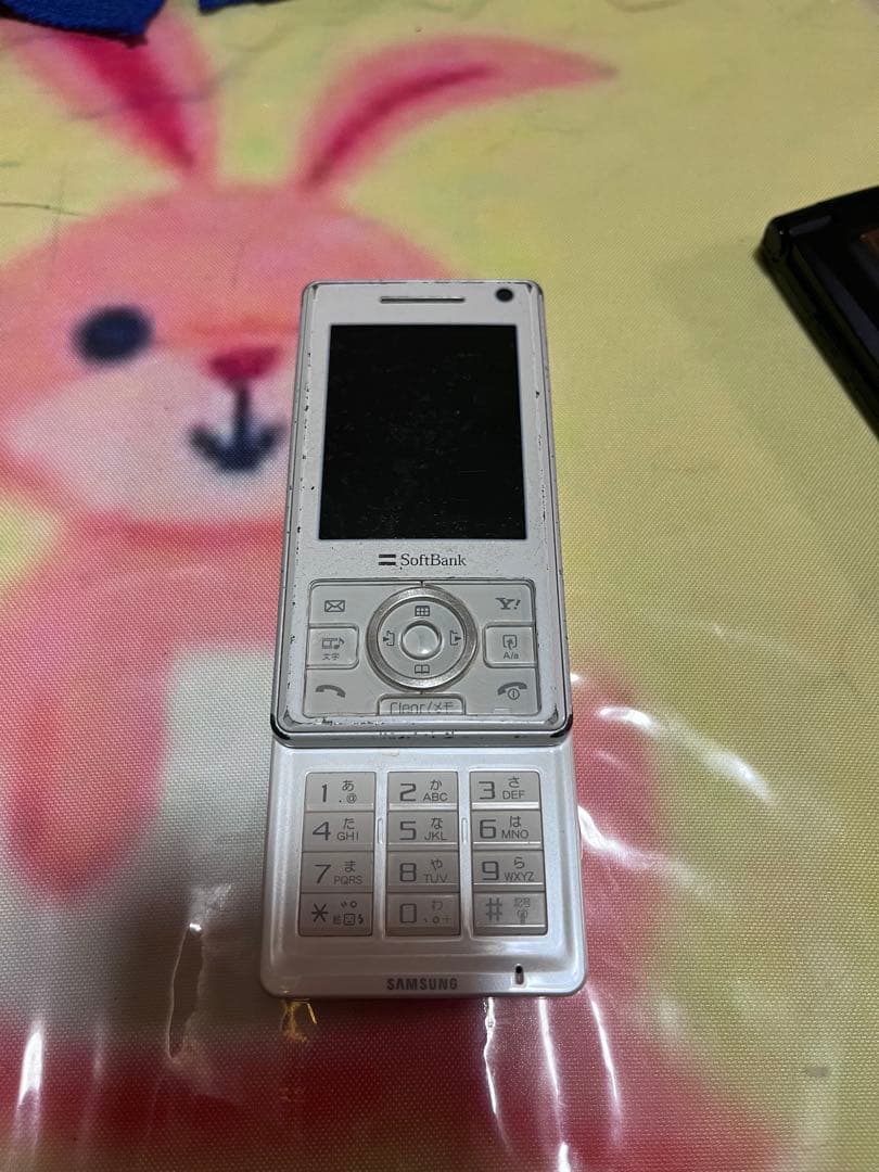 SoftBank 3台　docomo 1台の4台セット