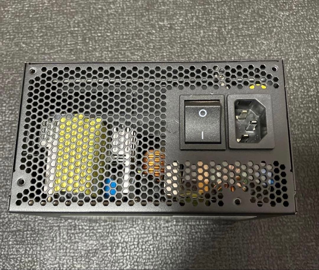 V1200 PLATINUM 電源