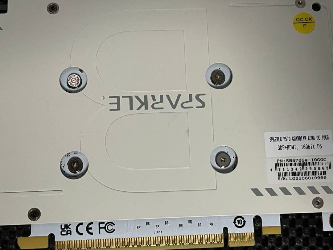 グラフィックボード・グラボ・ビデオカード intel arc sparkle B570 white