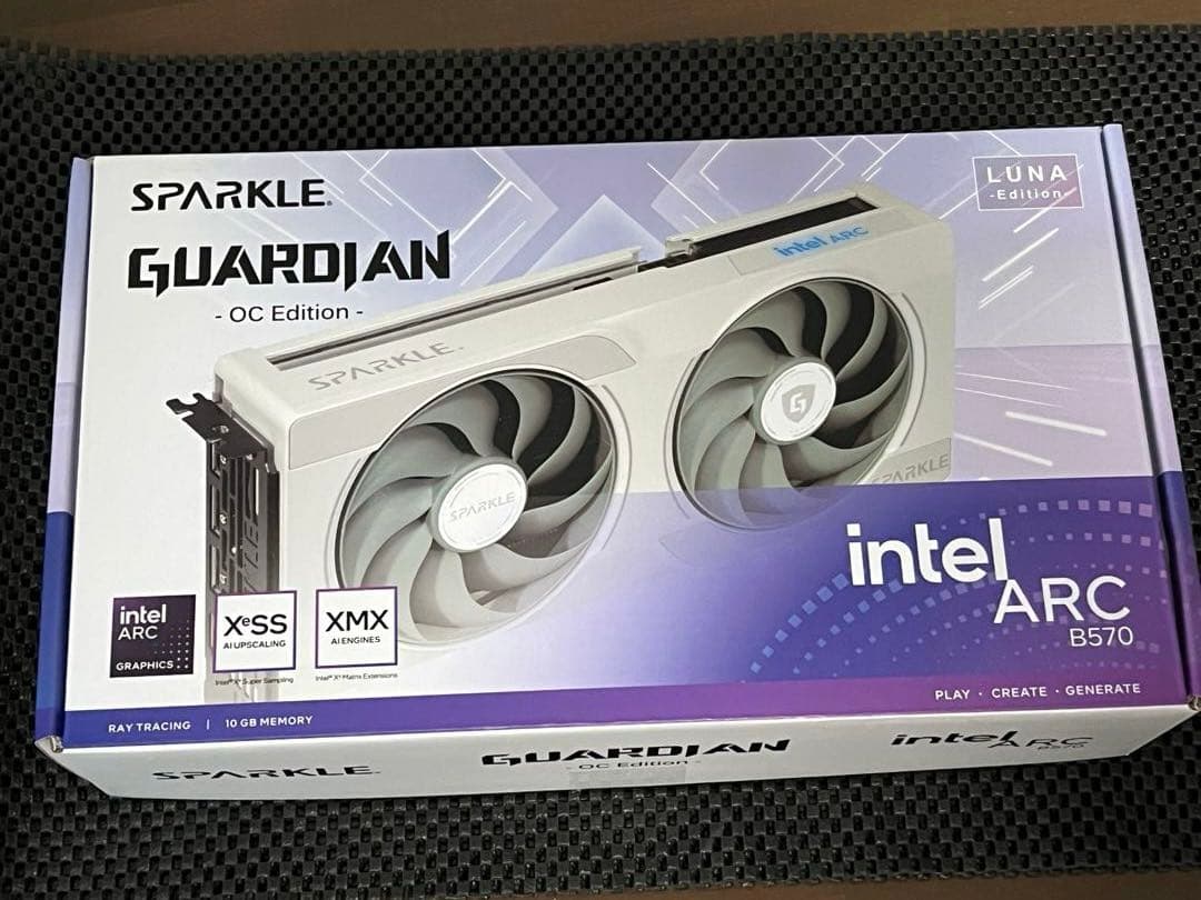 グラフィックボード・グラボ・ビデオカード intel arc sparkle B570 white