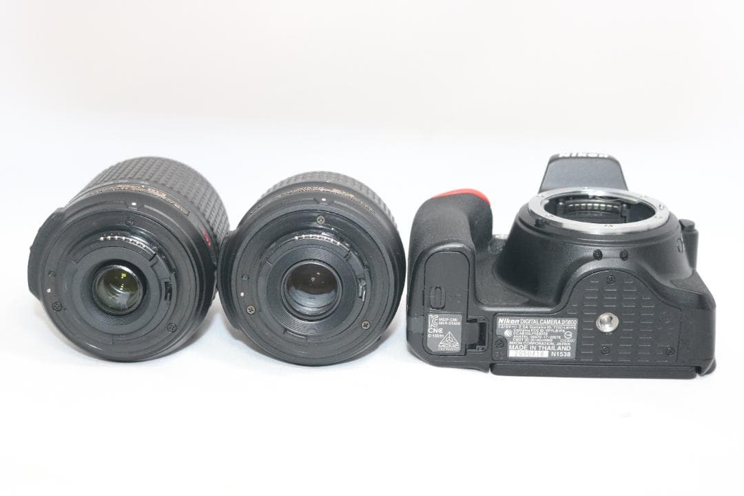 11/1まで美品⭐S回数少シリーズ最新！望遠レンズキット⭐️Nikon D5600