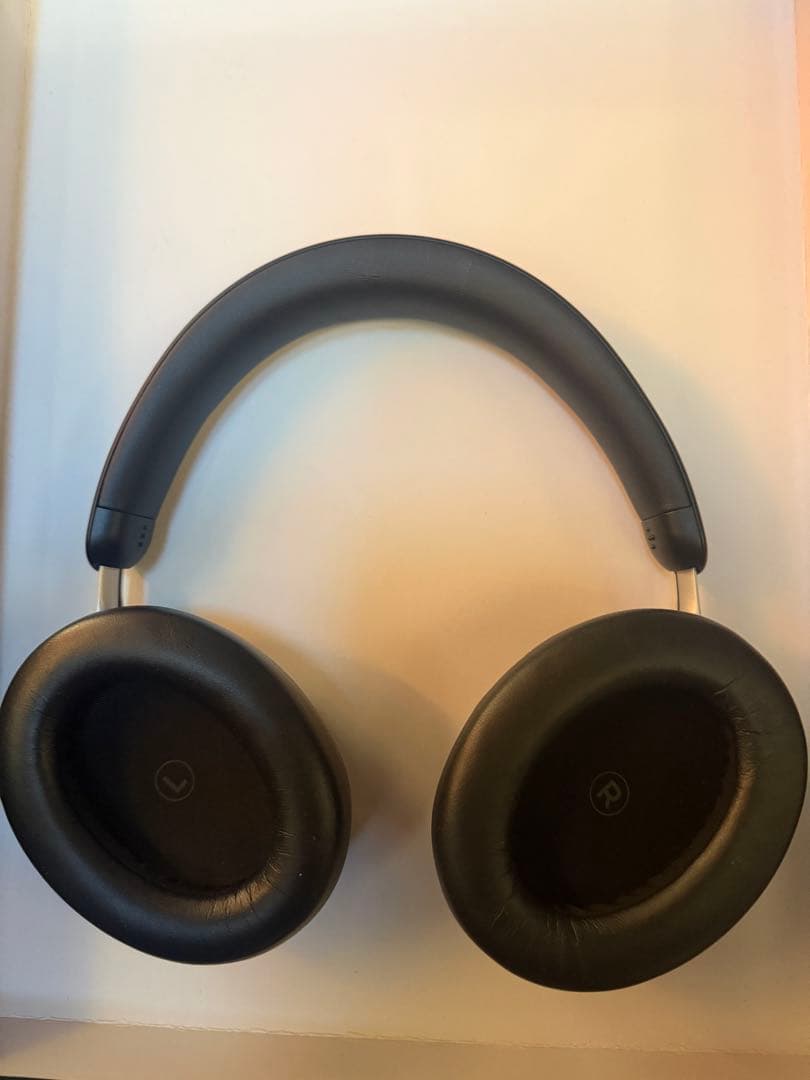 AKG N9 Hybrid ブラック　密閉型　ワイヤレスヘッドホン