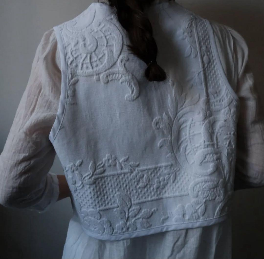 jojo ヴィンテージマテラッセ織　ホワイトベスト