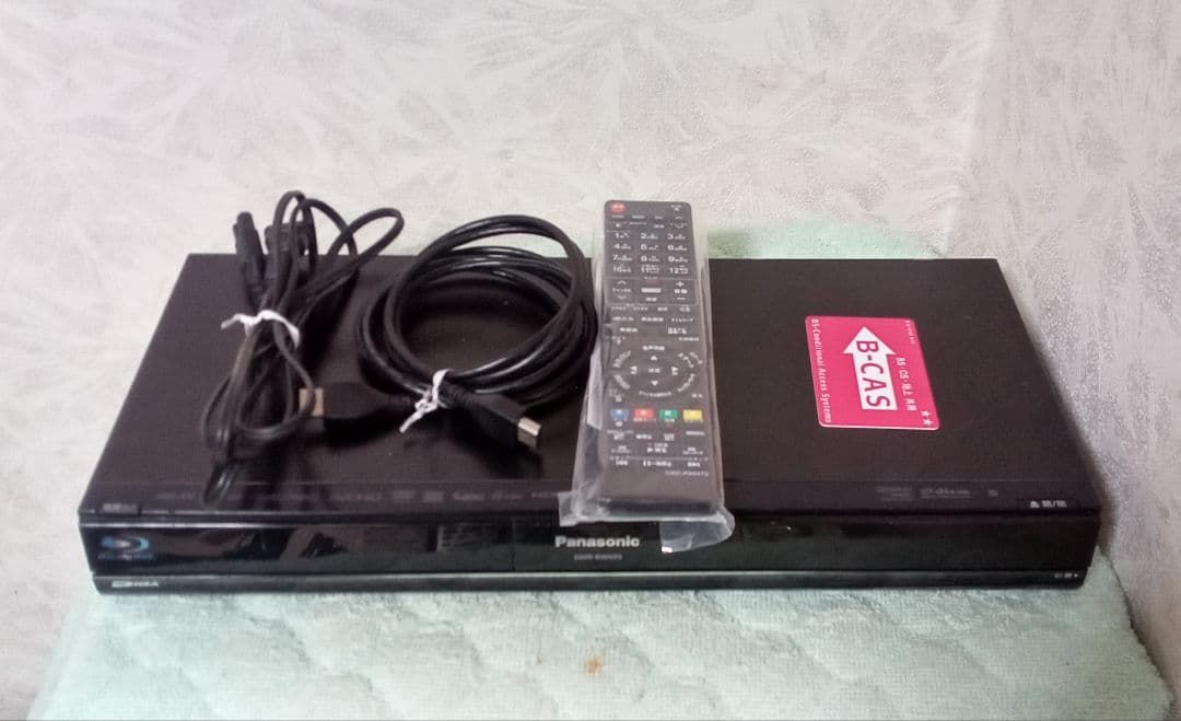パナソニック　DMR,-BW695　W録　500GB