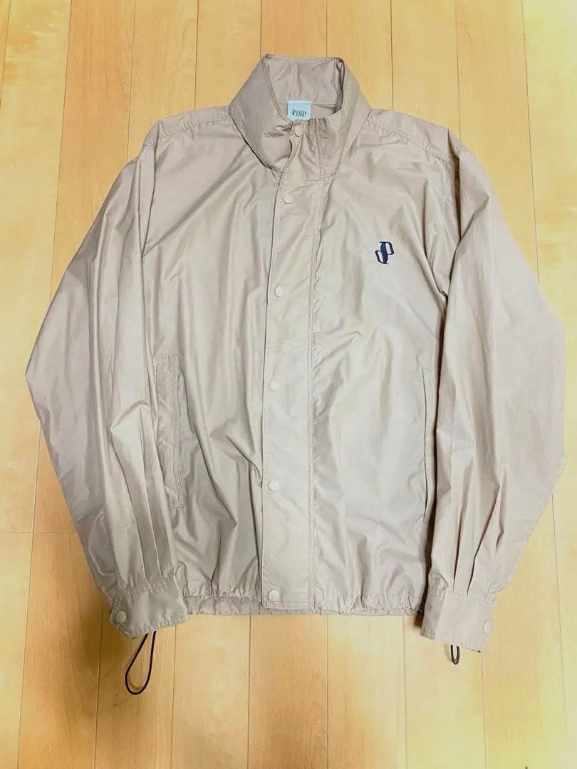 peateピート　ナイロンブルゾン