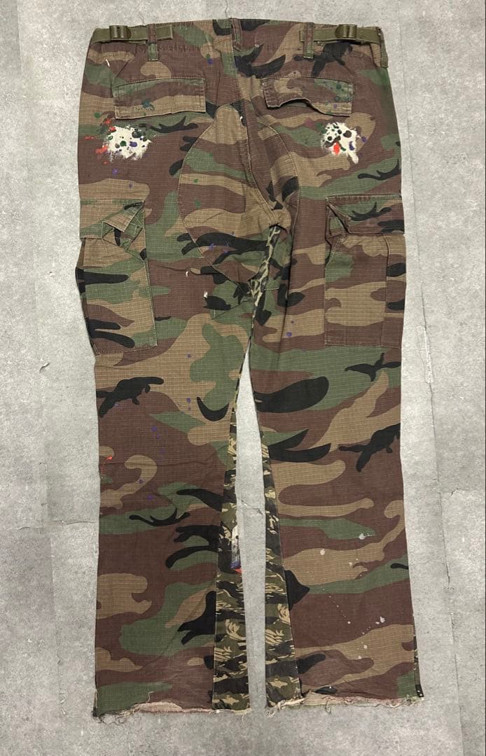 mnml カーゴフレアパンツ 迷彩フレア ブーツカット ハンターカモ