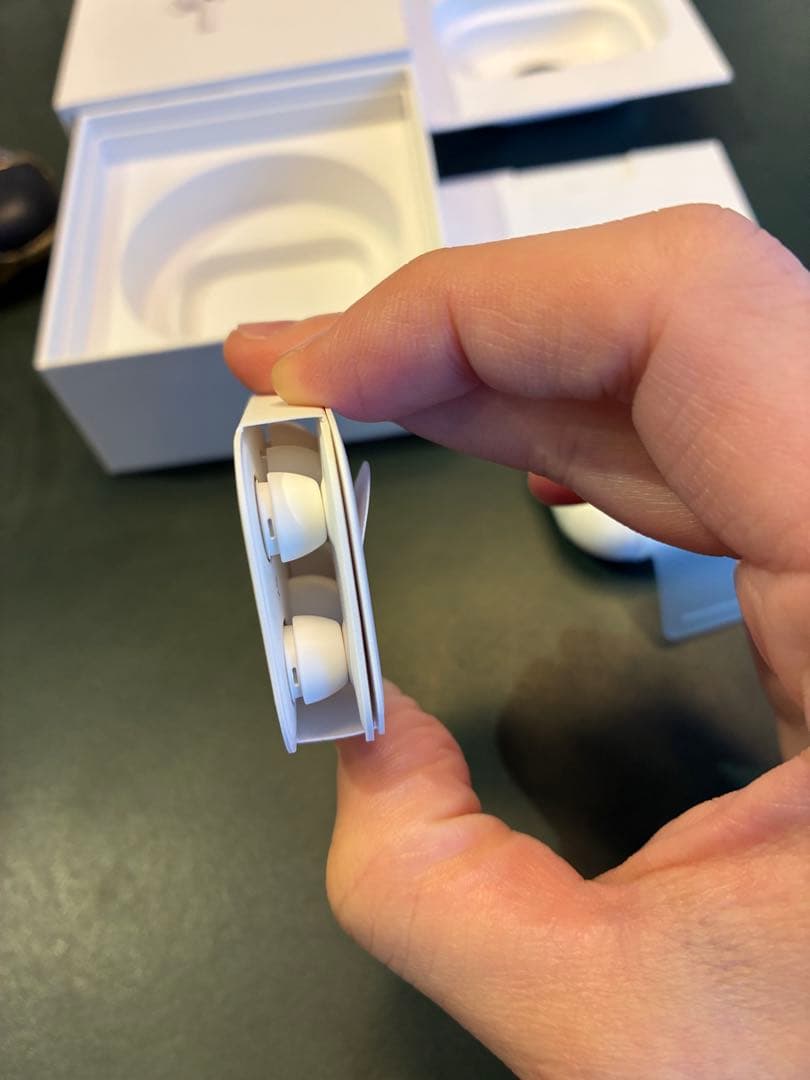 MagSafe充電ケース（USB-C）付きAirPods Pro 2