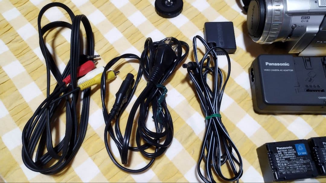 撮影再生ダビングOK Panasonic　NV-GS100 ★付属品多数★大画面