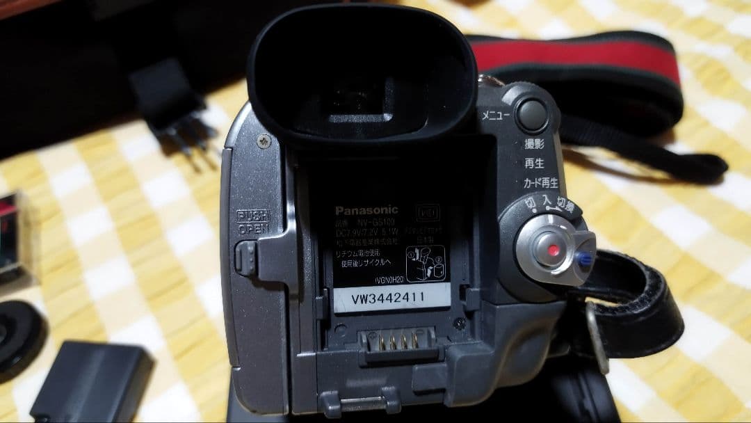 撮影再生ダビングOK Panasonic　NV-GS100 ★付属品多数★大画面
