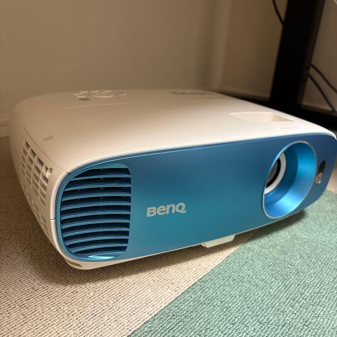 多*ぃ様 【使用時間836時間のみ】BENQ DLP プロジェクター 本体