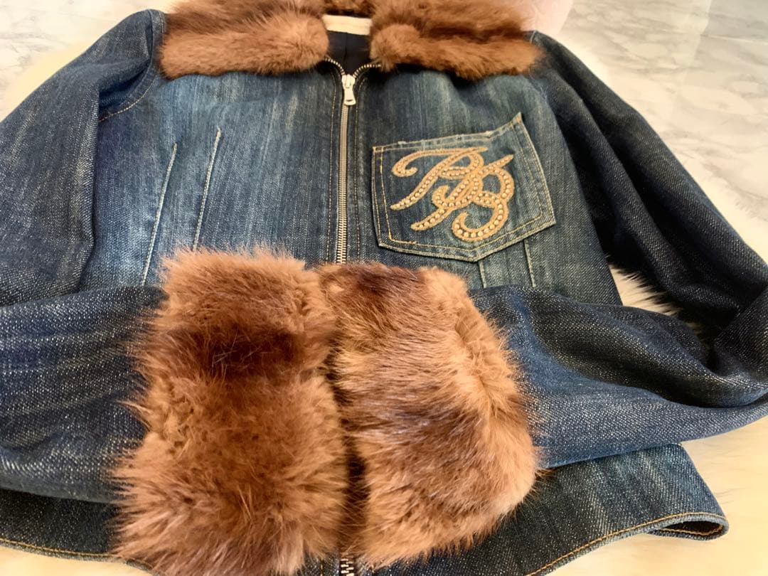 希少　ブルマリン　ファー付き　高級　上品　デニムジャケット