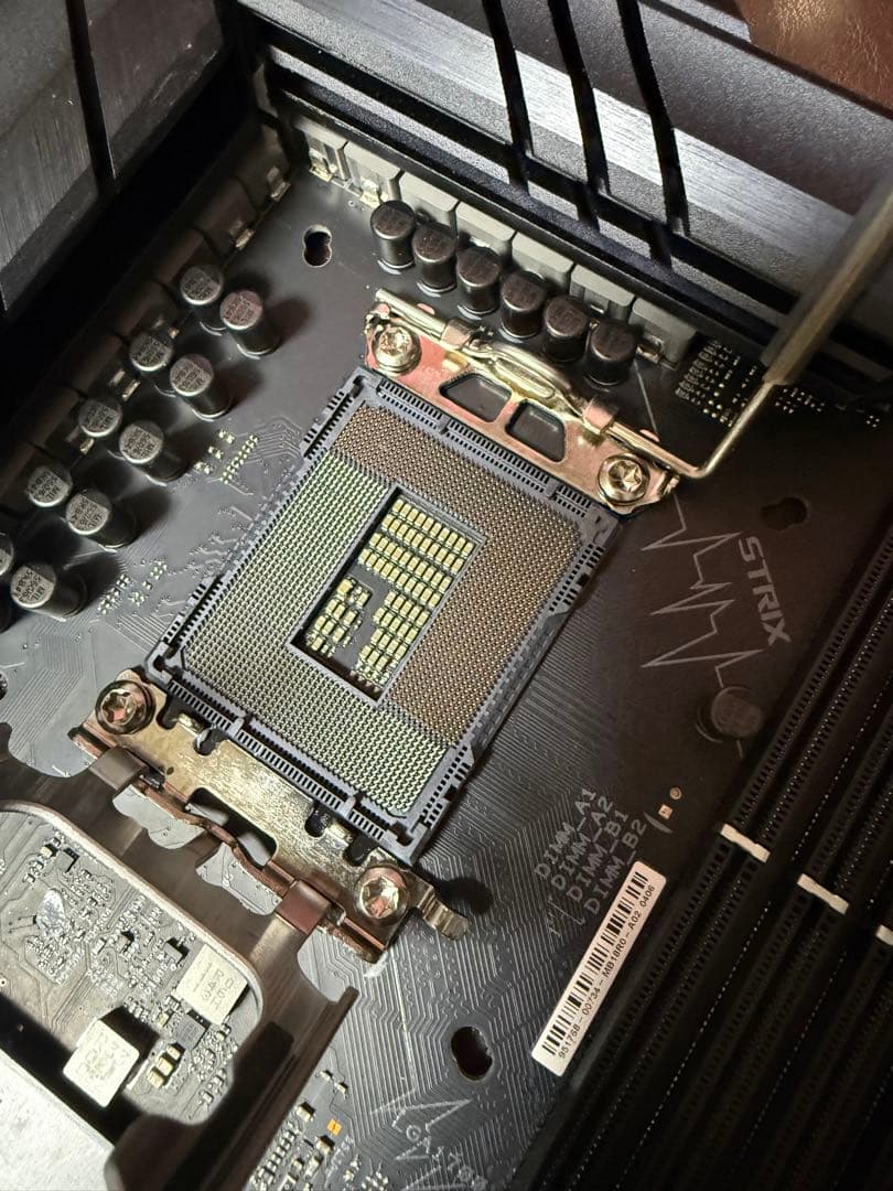 マザーボード ROG STRIX B660-F GAMING WIFI