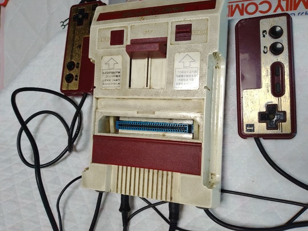 任天堂ファミリーコンピュータ
