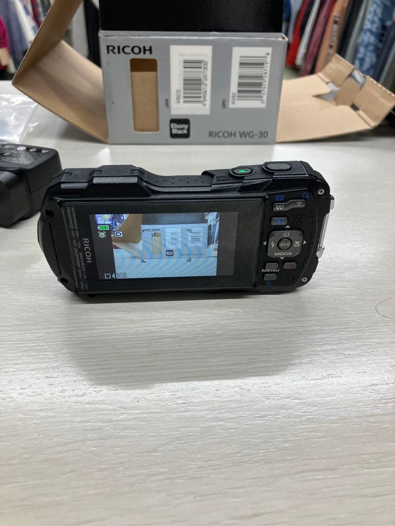 リコー WG-30 デジタルカメラ 本体と付属品