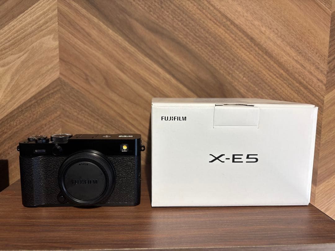FUJIFILM X-E5 ボディ　ブラック