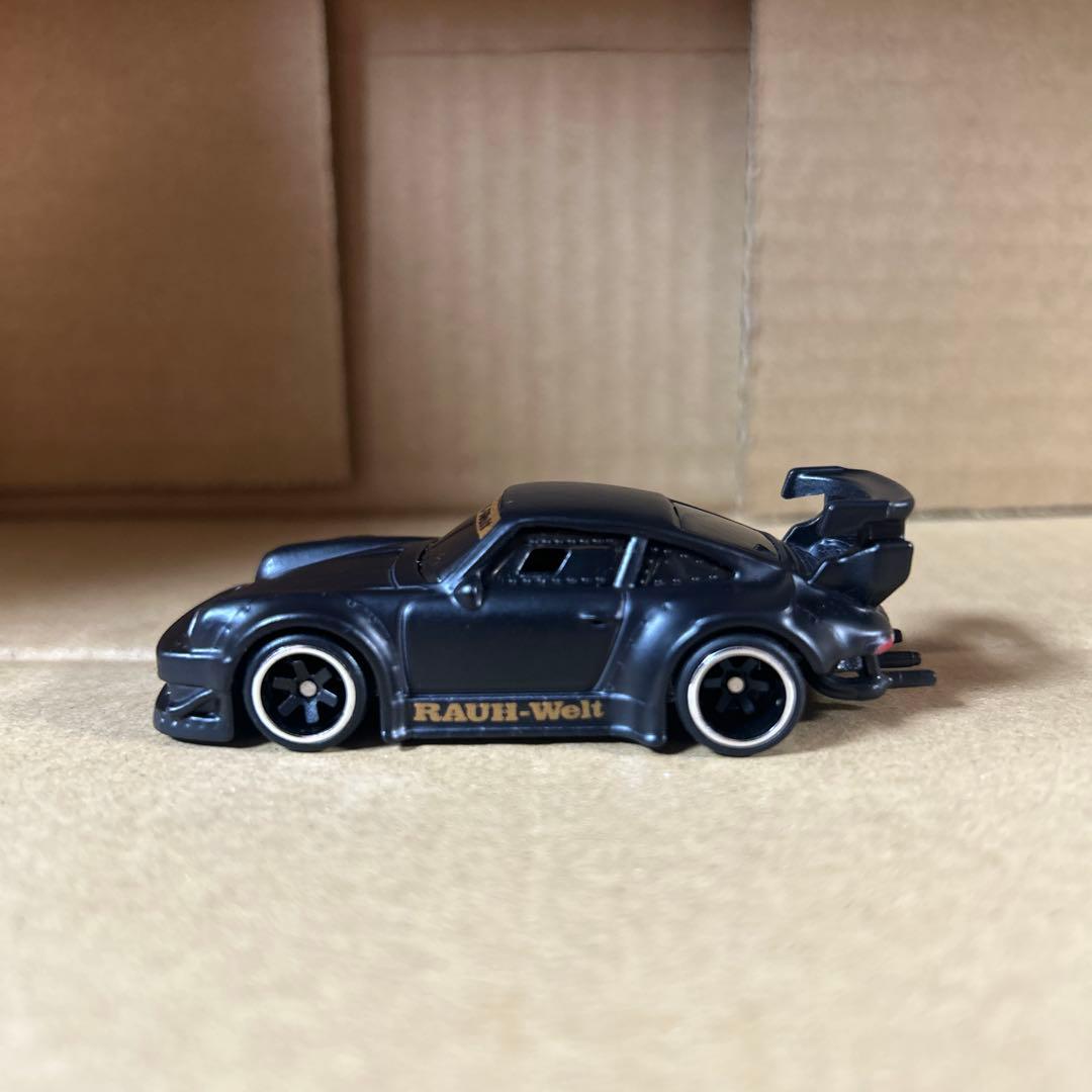 ホットウィール　1/64 RAUH-Welt ポルシェ　930 RWB