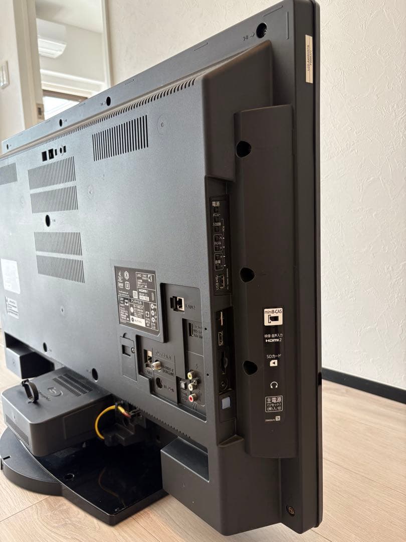 【あいちゃん！】送料込み！Mitsubishi 40インチ液晶テレビ