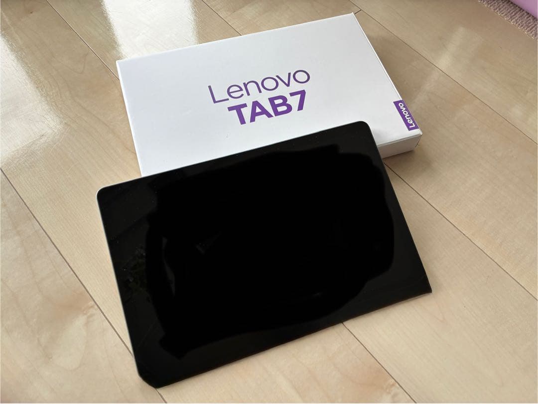 Lenovo TAB7 ホワイト