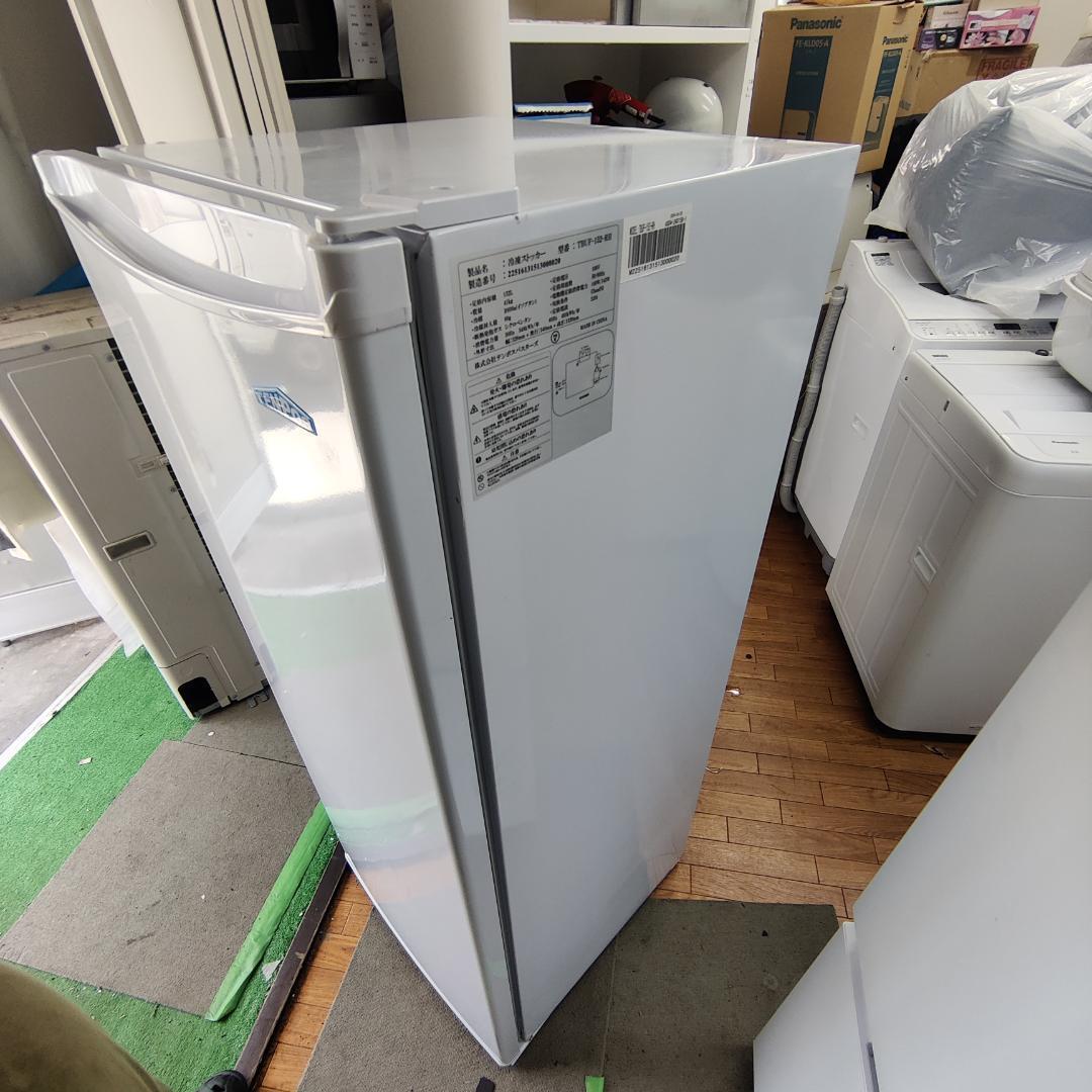 ②大阪市内配送無料 テンボス TBUF-152 冷凍ストッカー 大容量152L