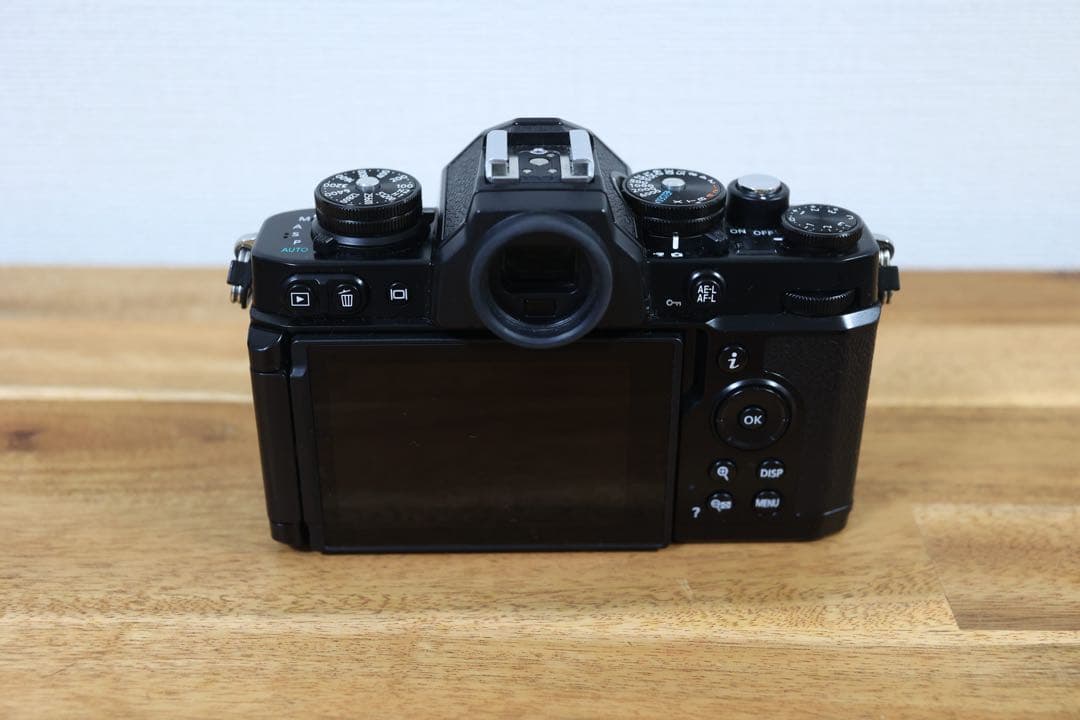 【美品】Nikon Zfc ＋ TTArtisan 25mm F2.0