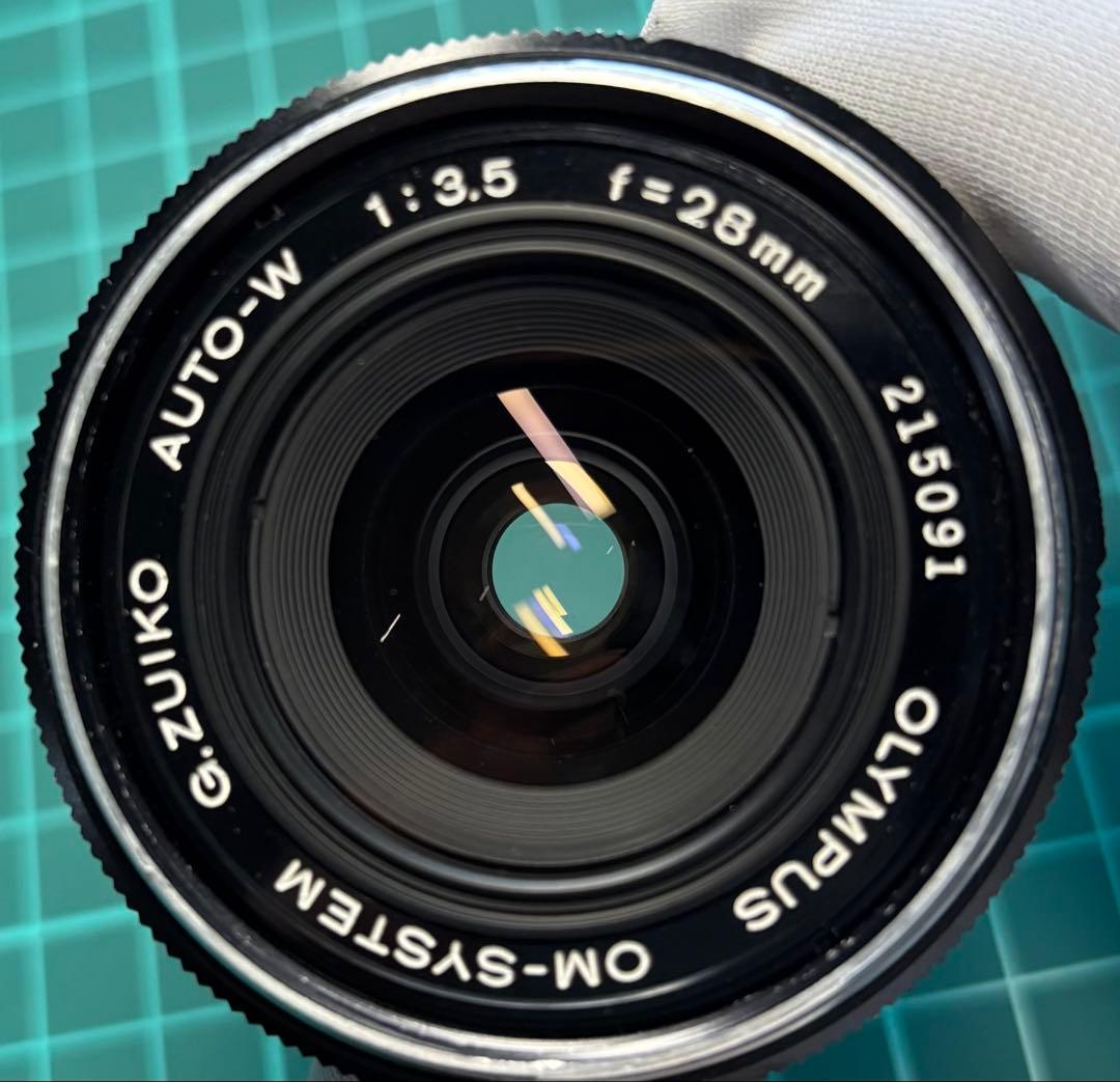 ★ OLYMPUS OM-2N BLACK + 広角レンズ 28mm