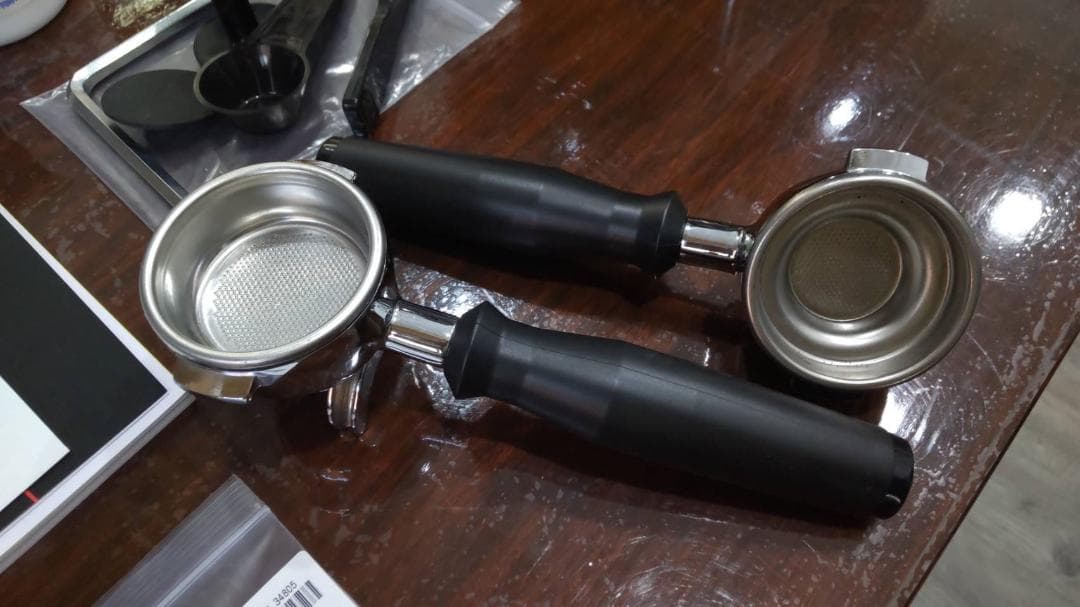 FMI LA-CIMBALI エスプレッソマシン M21JU-S/1　１００V