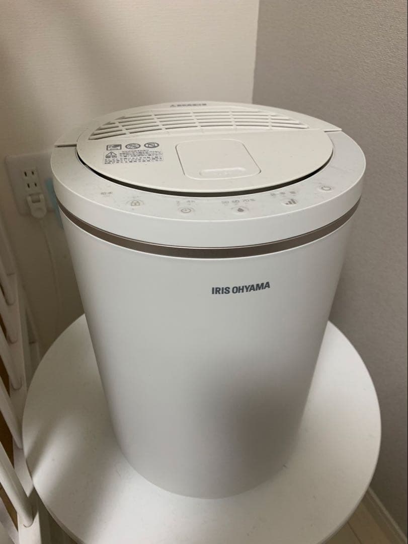 【美品】AHM-MH60-W 加湿器 アイリスオーヤマ　スチーム式