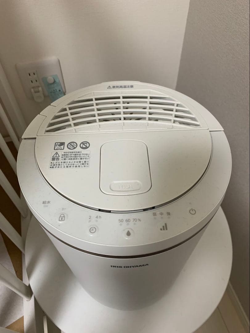 【美品】AHM-MH60-W 加湿器 アイリスオーヤマ　スチーム式