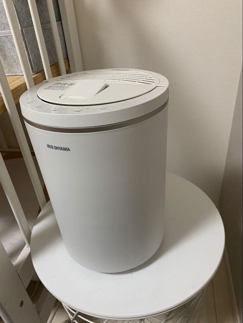 【美品】AHM-MH60-W 加湿器 アイリスオーヤマ　スチーム式