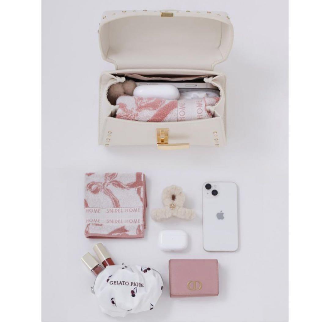 【新品✨】CELFORD/セルフォード リュタン ビジュースタッズポシェット