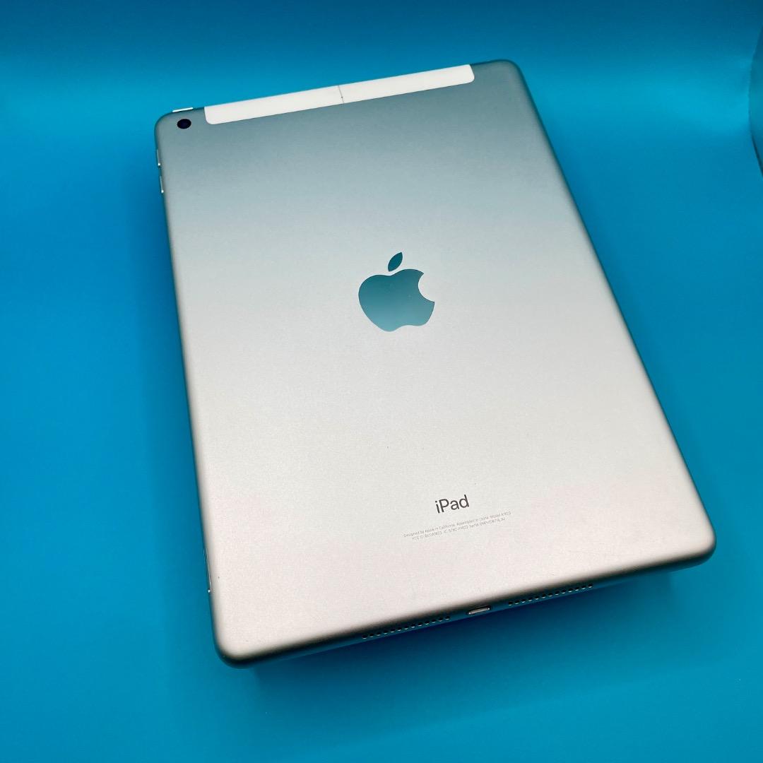 iPad (第5世代) Wi-Fi + Cellularモデル128GB