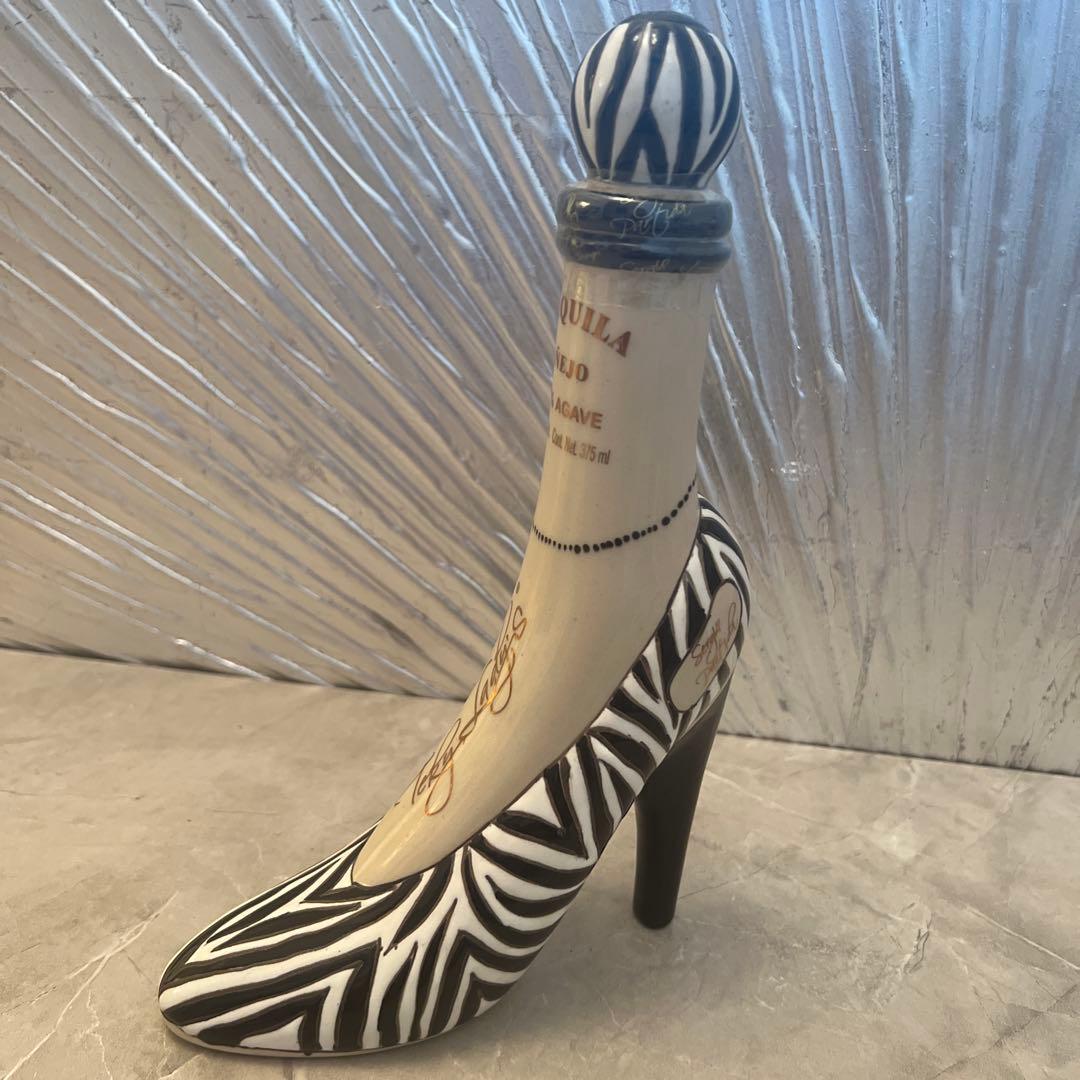 ゼブラ柄ハイヒールandバッグ型 テキーラ2本セット 完売商品 レア