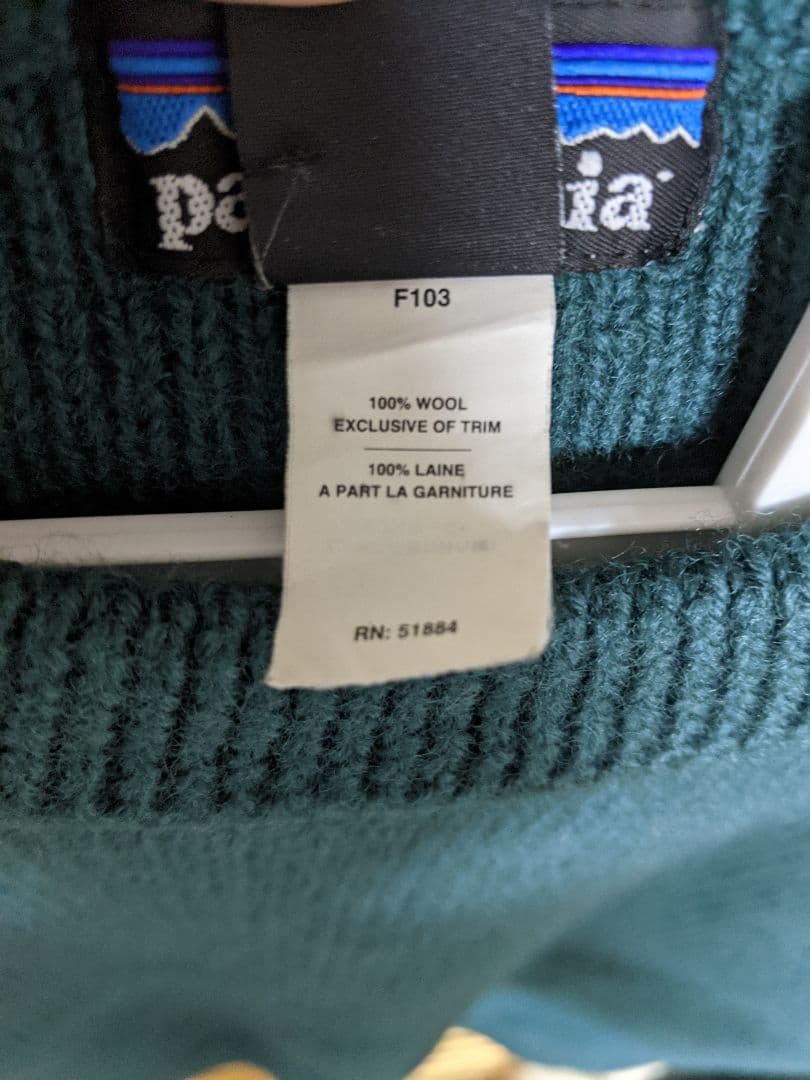 patagonia ダークグリーン セーター M 香港製