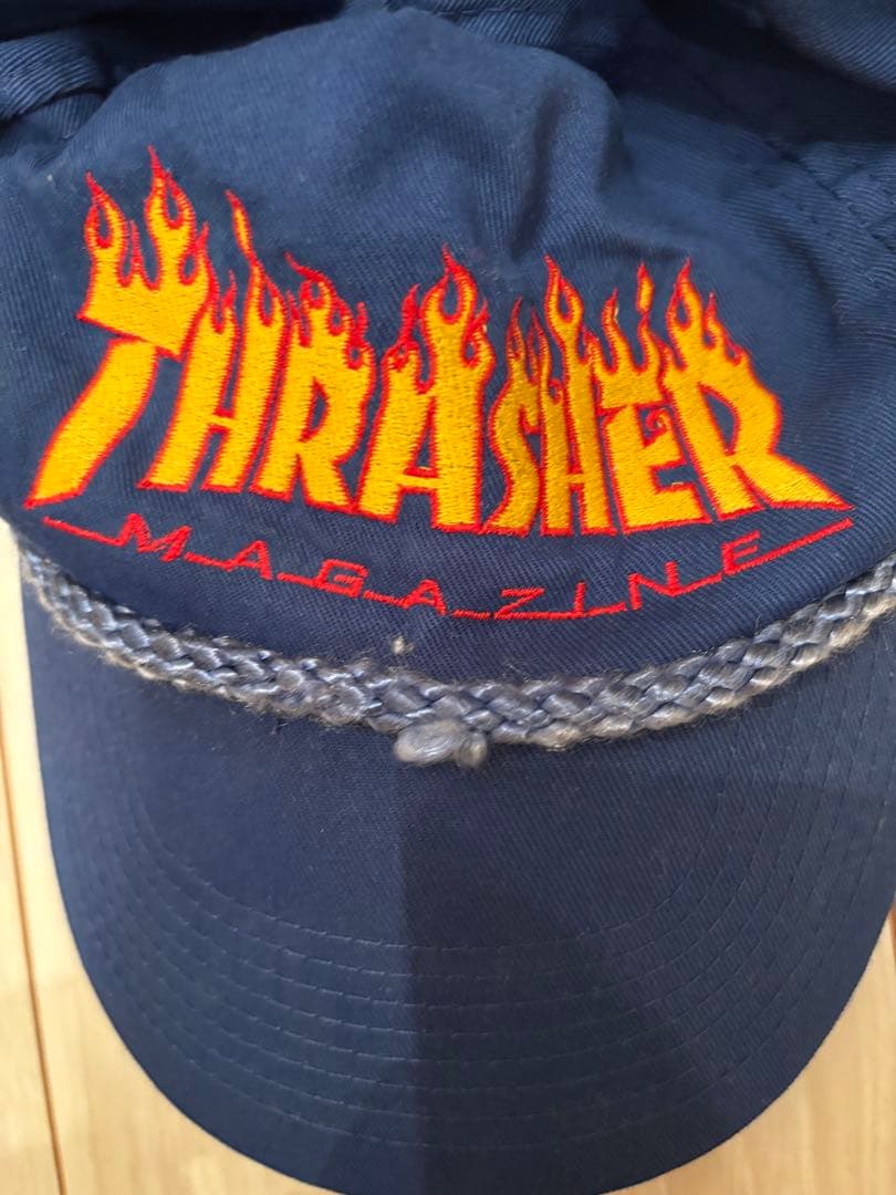 p*E様 90s THRASHER スラッシャーフレイムロゴ ネイビー　cap