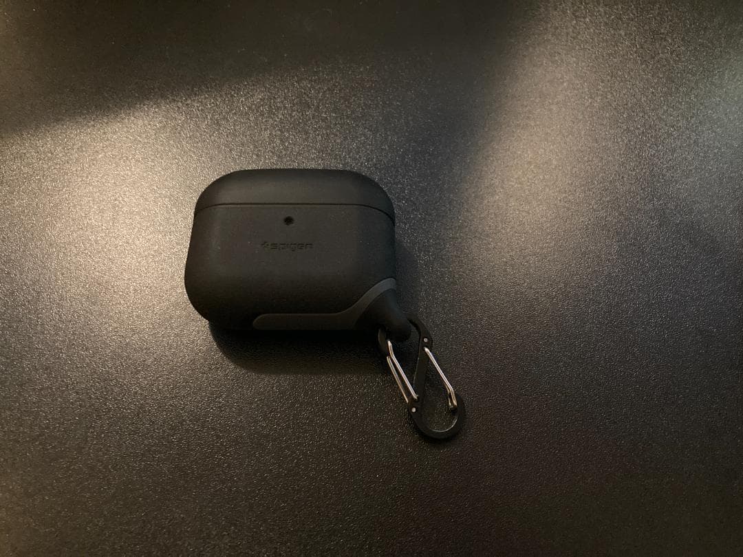 AirPods2本体 ライトニング　(spigenケース付き)