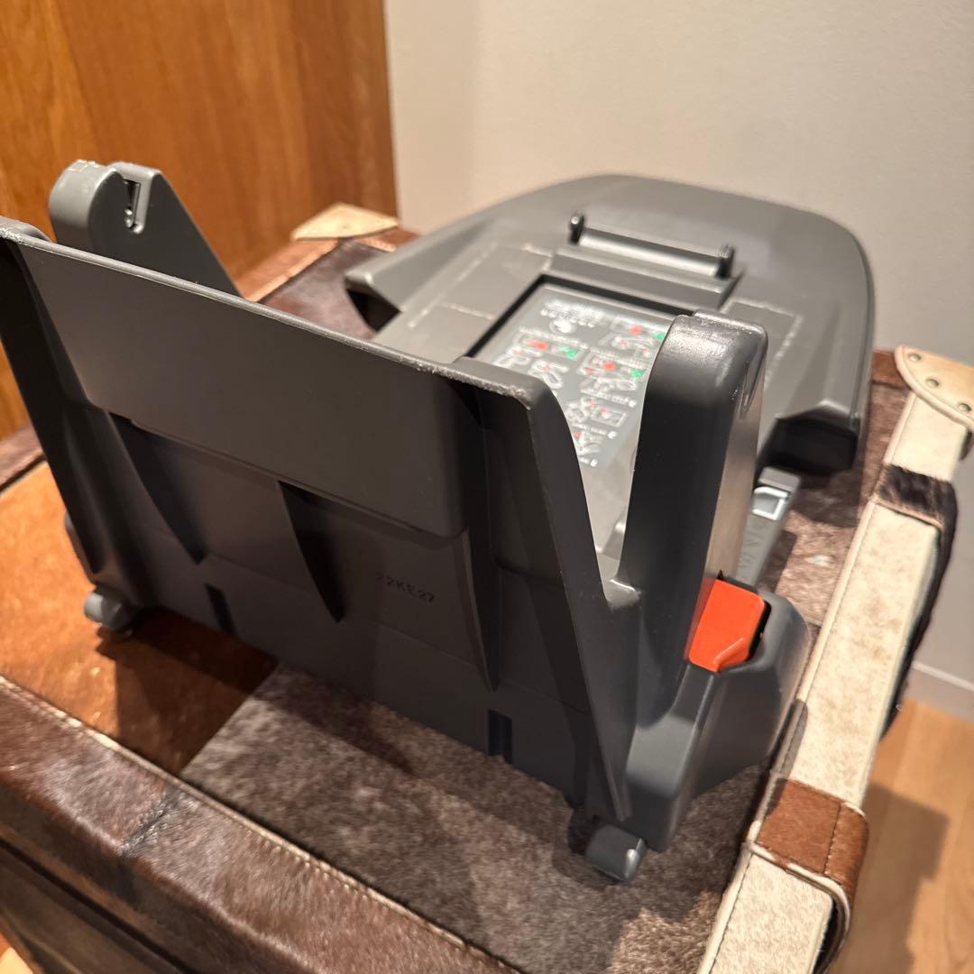 レクサス純正　チャイルドシート　isofix