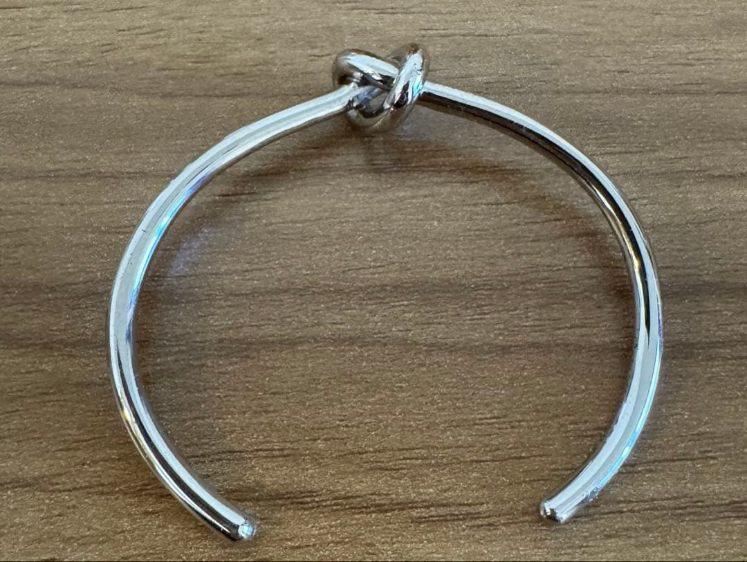 CELINE ノットデザイン バングル