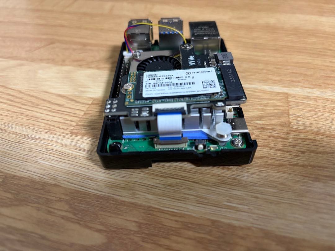 Raspberry Pi 5 メモリ8GB セット SSD増設済