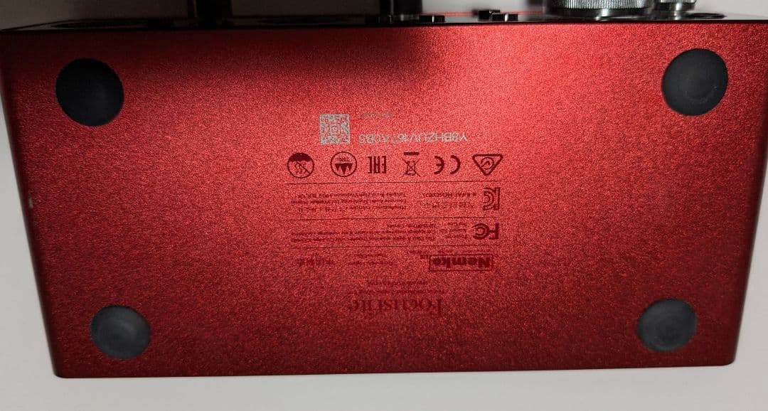 Focusrite オーディオインターフェース Scarlet　2i2 赤