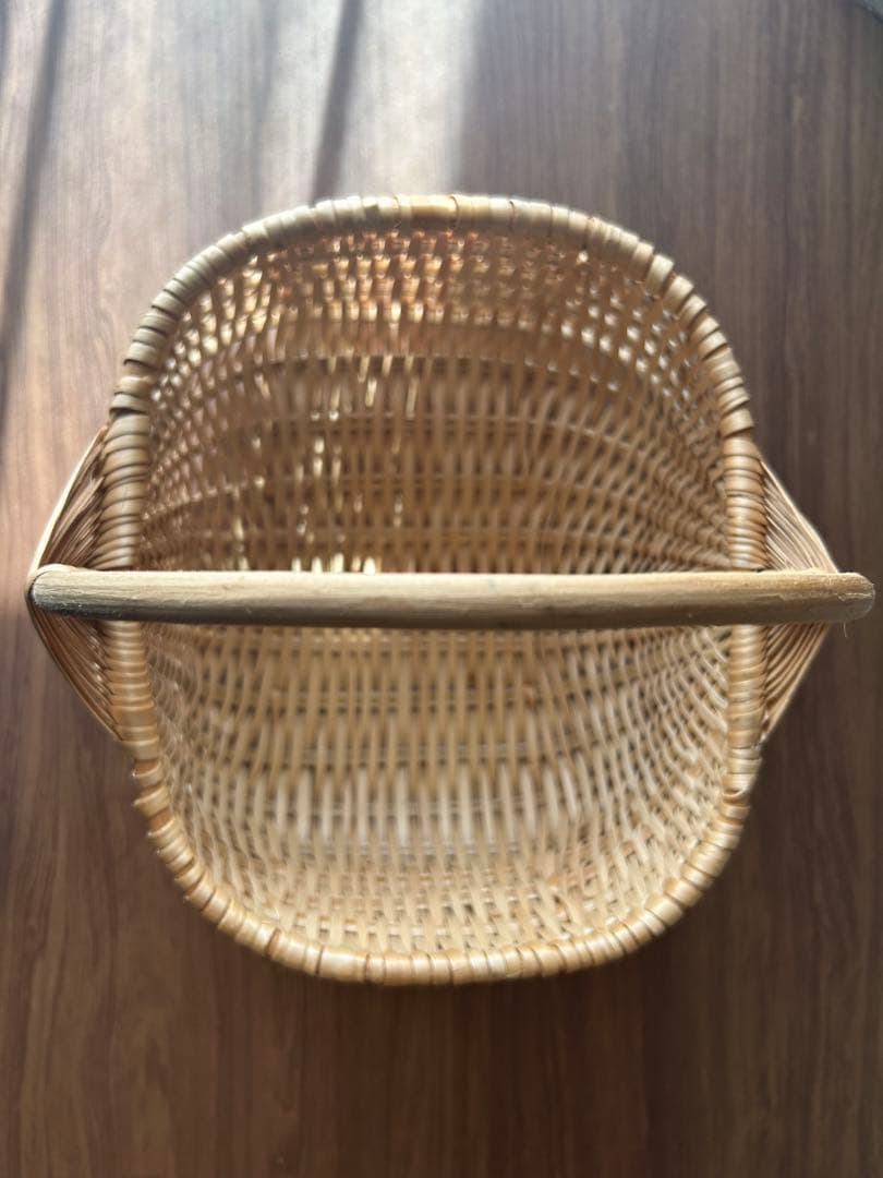 【11/16削除】最終価格【新品】かご　バスケットＳ　ラトビア　ナチュラル　北欧