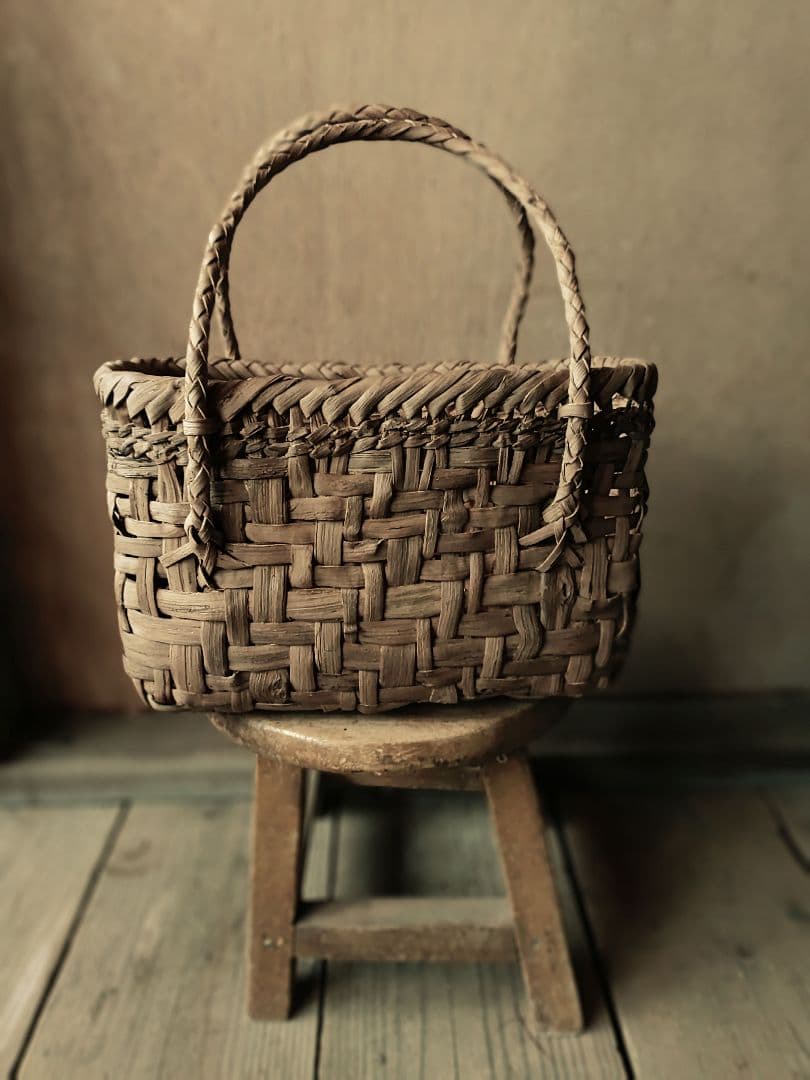 ウ*ラ様 信州安曇野の山葡萄かごバック。里山手仕事。