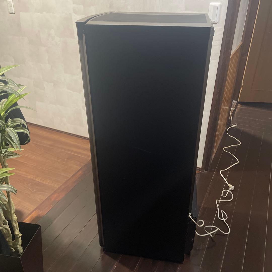 Haier ワインクーラー　ワインセラー 木製棚 10段