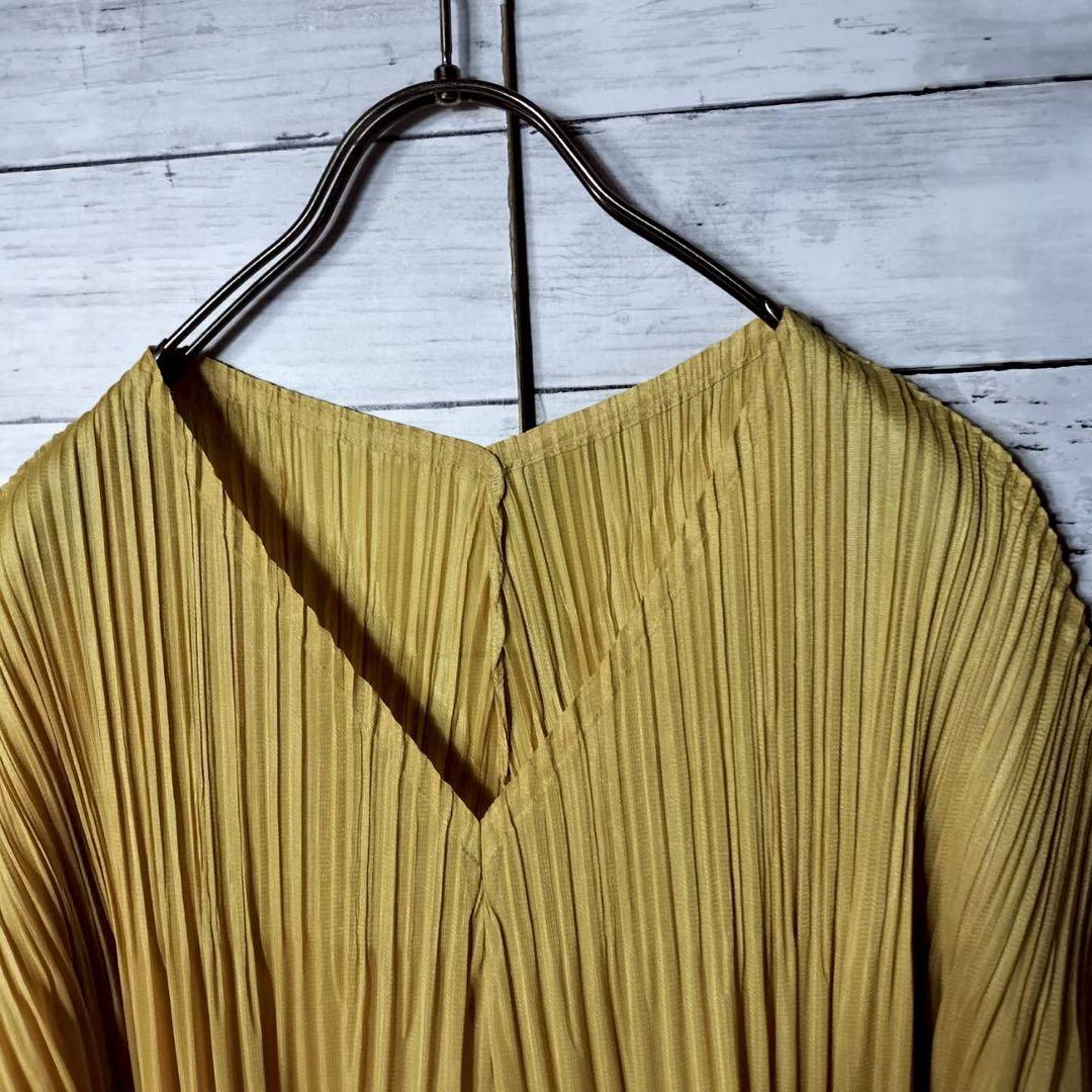 プリーツプリーズ イッセイミヤケ サークルカットソー 消しプリーツ 半袖Vネック