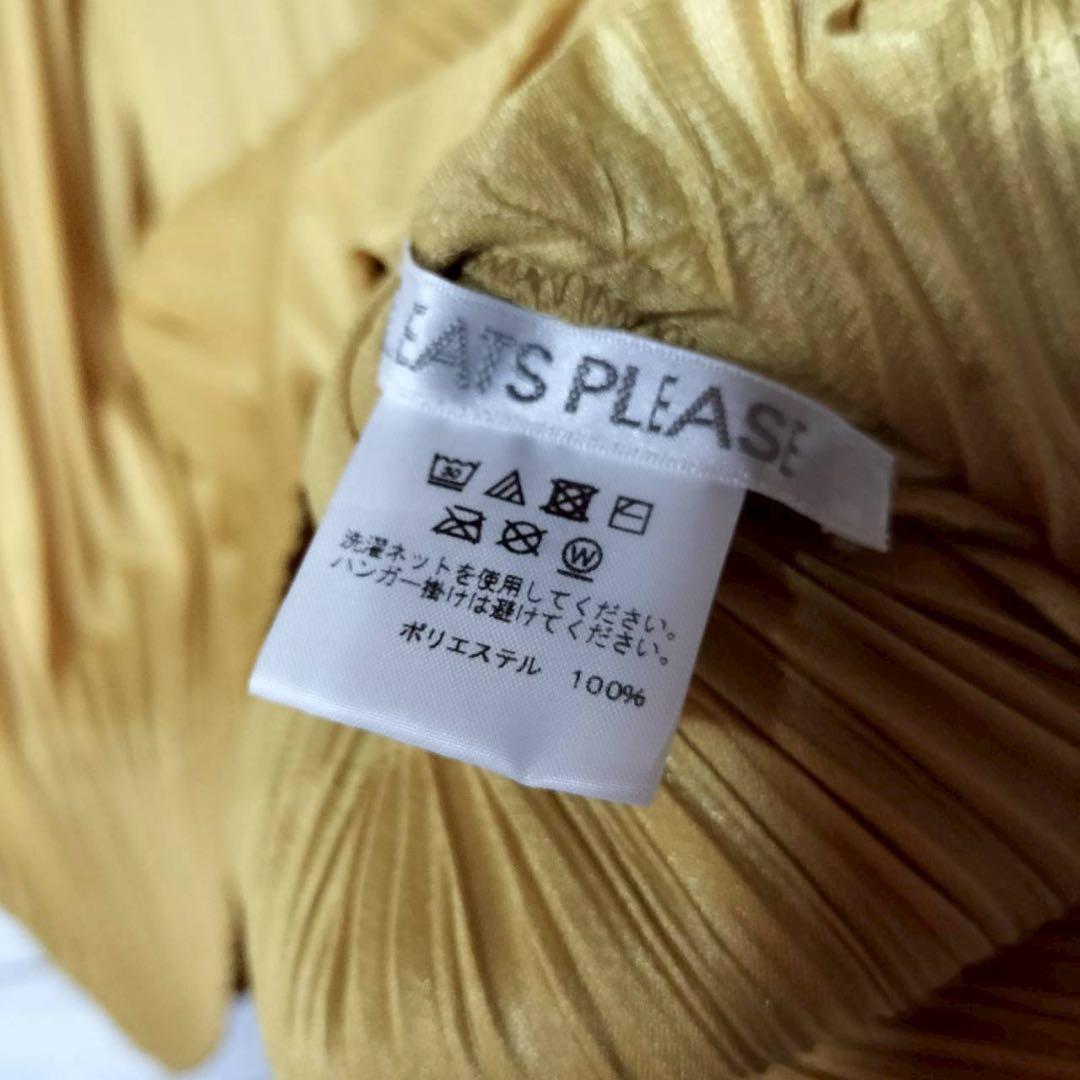 プリーツプリーズ イッセイミヤケ サークルカットソー 消しプリーツ 半袖Vネック