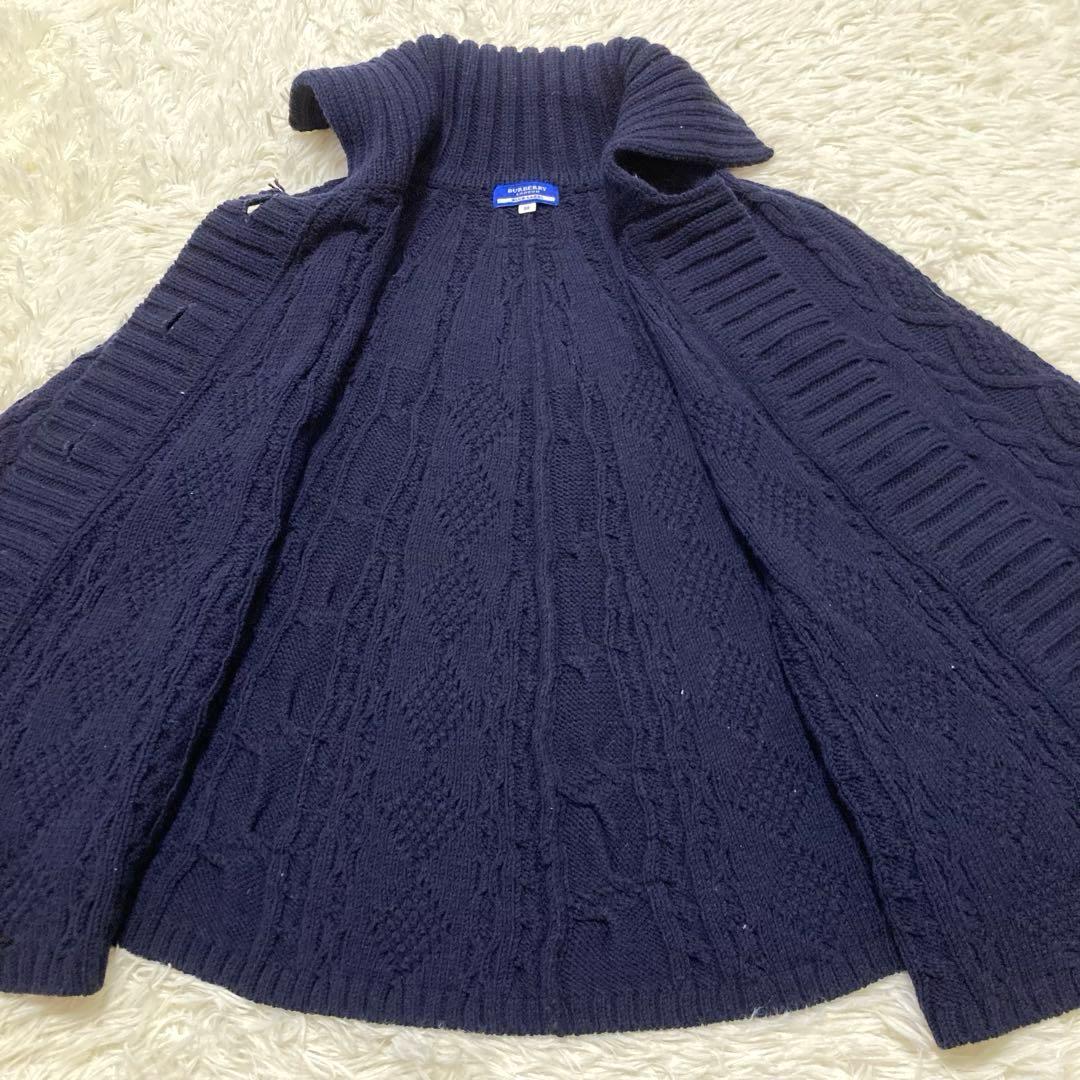 バーバリーブルーレーベル　ポンチョ　カーディガン　ケーブルニット　くるみボタン